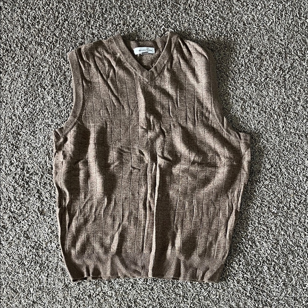 Vintage Brown Sleeveless Knit Sweater Vest